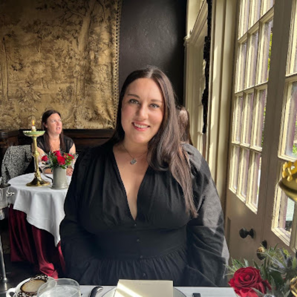 Meet your Posher, Emma